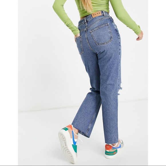 ASOS NA-KD Straight Leg Ripped Jeans in Light Blue - Picture 3 of 13